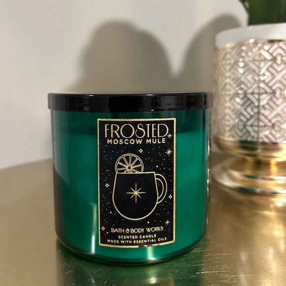 RARE Bath and Body Works NYE Collection of 4 Separate 3-Wick Candles, NWT - Picture 2 of 13